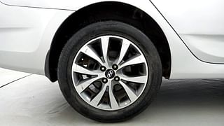 Used 2014 Hyundai Verna [2011-2015] Fluidic 1.6 CRDi SX Diesel Manual tyres RIGHT REAR TYRE RIM VIEW