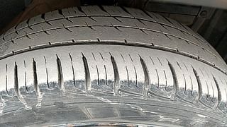 Used 2018 Maruti Suzuki Vitara Brezza [2016-2020] VDi Diesel Manual tyres RIGHT FRONT TYRE TREAD VIEW