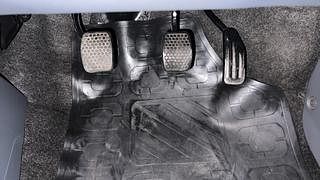 Used 2014 Maruti Suzuki Alto 800 [2012-2016] Vxi Petrol Manual interior PEDALS VIEW