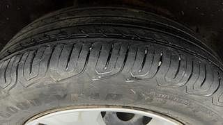 Used 2014 Ford EcoSport [2013-2015] Trend 1.5L TDCi Diesel Manual tyres RIGHT REAR TYRE TREAD VIEW