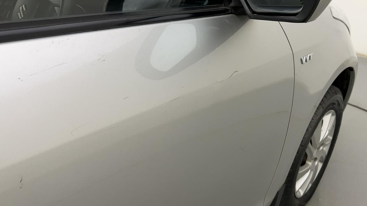 Used 2014 Maruti Suzuki Swift [2011-2015] ZXi ABS Petrol Manual dents MINOR SCRATCH