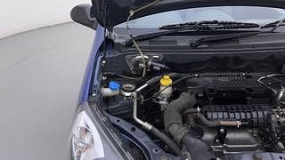 Used 2015 Maruti Suzuki Alto 800 [2012-2016] Lxi Petrol Manual engine ENGINE RIGHT SIDE HINGE & APRON VIEW