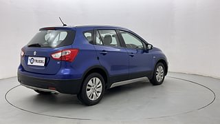 Used 2015 Maruti Suzuki S-Cross Alpha 1.6 Diesel Manual exterior RIGHT REAR CORNER VIEW