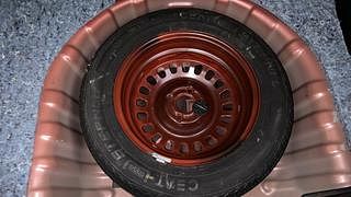 Used 2021 Nissan Magnite XV Premium Turbo CVT (O) Dual Tone Petrol Automatic tyres SPARE TYRE VIEW