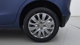 Used 2018 Maruti Suzuki Baleno [2015-2019] Zeta AT Petrol Petrol Automatic tyres LEFT REAR TYRE RIM VIEW
