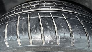Used 2017 Skoda Octavia [2017-2018] 1.8 TSI AT Ambition + Petrol Automatic tyres RIGHT FRONT TYRE TREAD VIEW