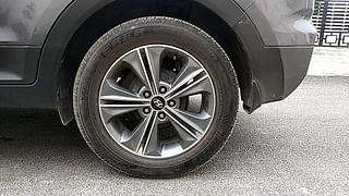 Used 2017 Hyundai Creta [2015-2018] 1.6 SX (O) Diesel Manual tyres LEFT REAR TYRE RIM VIEW