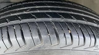 Used 2021 Maruti Suzuki Wagon R 1.0 [2019-2022] LXI CNG Petrol+cng Manual tyres LEFT FRONT TYRE TREAD VIEW