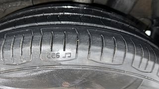 Used 2017 Hyundai Grand i10 [2017-2020] Asta 1.2 Kappa VTVT Petrol Manual tyres LEFT REAR TYRE TREAD VIEW