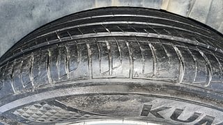Used 2015 Maruti Suzuki S-Cross [2015-2017] Alpha 1.6 Diesel Manual tyres LEFT REAR TYRE TREAD VIEW