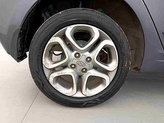 Used 2019 Hyundai Elite i20 [2018-2020] Asta 1.2 (O) Petrol Manual tyres RIGHT REAR TYRE RIM VIEW