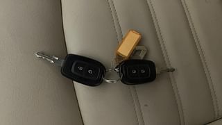 Used 2018 Renault Duster [2015-2019] 110 PS RXZ 4X2 AMT Diesel Automatic extra CAR KEY VIEW