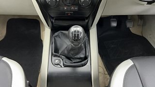 Used 2017 Mahindra Scorpio [2014-2017] S4 Diesel Manual interior GEAR  KNOB VIEW