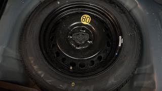 Used 2017 Maruti Suzuki Baleno [2015-2019] Zeta Petrol Petrol Manual tyres SPARE TYRE VIEW