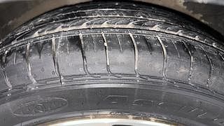 Used 2018 Honda WR-V [2017-2020] i-DTEC VX Diesel Manual tyres RIGHT REAR TYRE TREAD VIEW