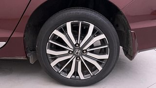 Used 2018 Honda City [2017-2020] ZX CVT Petrol Automatic tyres LEFT REAR TYRE RIM VIEW