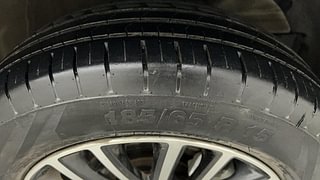 Used 2022 maruti-suzuki Dzire ZXI Plus AMT Petrol Automatic tyres RIGHT FRONT TYRE TREAD VIEW