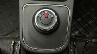 Used 2022 Renault Kwid 1.0 RXT AMT Opt Petrol Automatic interior GEAR  KNOB VIEW