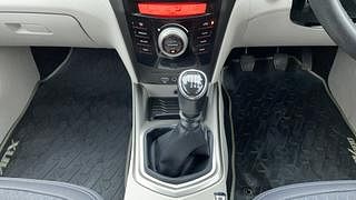 Used 2021 Mahindra XUV 300 W8 Petrol Petrol Manual interior GEAR  KNOB VIEW
