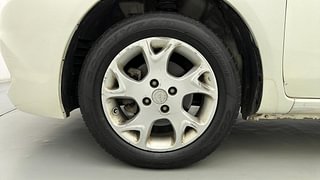 Used 2015 Renault Scala [2012-2018] RxZ Diesel Diesel Manual tyres LEFT FRONT TYRE RIM VIEW