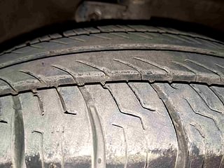 Used 2014 Maruti Suzuki A-Star [2012-2014] LXI Petrol Manual tyres RIGHT FRONT TYRE TREAD VIEW