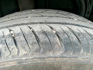 Used 2022 Renault Kiger RXE MT Petrol Manual tyres RIGHT REAR TYRE TREAD VIEW