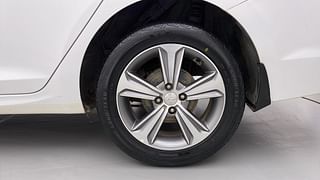 Used 2018 Hyundai Verna [2017-2020] 1.6 CRDI SX (O) Diesel Manual tyres LEFT REAR TYRE RIM VIEW
