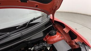 Used 2020 Maruti Suzuki Swift [2017-2021] VXi Petrol Manual engine ENGINE LEFT SIDE HINGE & APRON VIEW