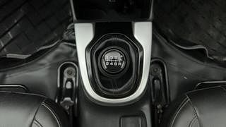 Used 2017 Honda WR-V [2017-2020] i-DTEC VX Diesel Manual interior GEAR  KNOB VIEW