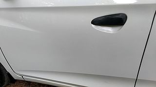 Used 2016 Hyundai Eon [2011-2018] D-Lite + Petrol Manual dents MINOR SCRATCH