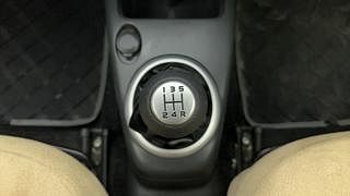 Used 2011 Maruti Suzuki Swift [2007-2011] VXi Petrol Manual interior GEAR  KNOB VIEW