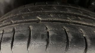 Used 2015 Maruti Suzuki Swift [2011-2017] ZDi Diesel Manual tyres LEFT REAR TYRE TREAD VIEW