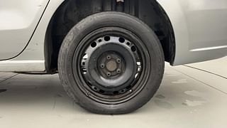 Used 2014 Volkswagen Vento [2010-2015] Comfortline Petrol Petrol Manual tyres LEFT REAR TYRE RIM VIEW