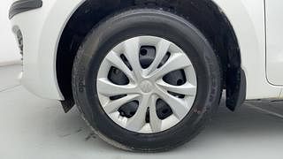 Used 2021 Maruti Suzuki Swift VXI Petrol Manual tyres LEFT FRONT TYRE RIM VIEW