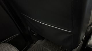 Used 2011 Maruti Suzuki Wagon R 1.0 [2010-2019] LXi Petrol Manual top_features Front seat pockets