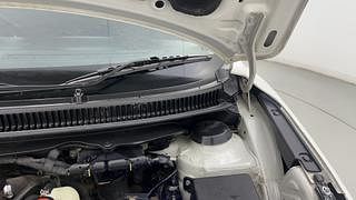 Used 2018 Maruti Suzuki Baleno [2015-2019] Sigma Diesel Diesel Manual engine ENGINE LEFT SIDE HINGE & APRON VIEW
