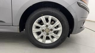 Used 2020 Tata Tiago [2016-2020] Revotorq XZ Plus Diesel Manual tyres RIGHT FRONT TYRE RIM VIEW