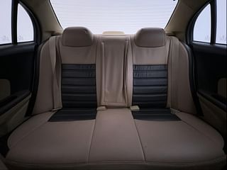 Used 2013 Honda Amaze [2013-2016] 1.2 VX i-VTEC Petrol Manual interior REAR SEAT CONDITION VIEW