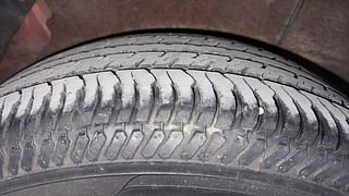 Used 2013 Hyundai i20 [2012-2014] Asta 1.4 CRDI Diesel Manual tyres RIGHT REAR TYRE TREAD VIEW