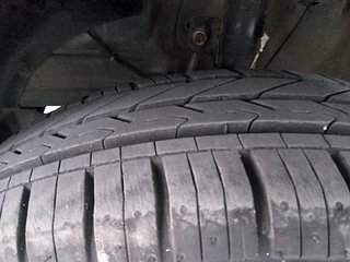 Used 2019 Maruti Suzuki Dzire [2017-2020] VXI AMT Petrol Automatic tyres LEFT FRONT TYRE TREAD VIEW