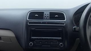 Used 2013 Volkswagen Polo [2010-2014] Highline1.2L (P) Petrol Manual top_features Integrated (in-dash) music system