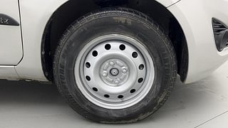 Used 2015 Maruti Suzuki Ritz [2012-2017] Lxi Petrol Manual tyres RIGHT FRONT TYRE RIM VIEW