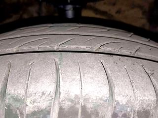 Used 2018 Hyundai Xcent [2017-2019] SX Diesel Diesel Manual tyres RIGHT FRONT TYRE TREAD VIEW