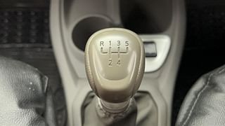 Used 2016 Datsun Redi-GO [2015-2019] S (O) Petrol Manual interior GEAR  KNOB VIEW
