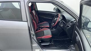 Used 2016 Maruti Suzuki Swift [2014-2017] LXI (O) Petrol Manual interior RIGHT SIDE FRONT DOOR CABIN VIEW