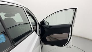 Used 2018 Hyundai Grand i10 [2017-2020] Magna AT 1.2 Kappa VTVT Petrol Automatic interior RIGHT FRONT DOOR OPEN VIEW