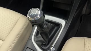 Used 2014 Toyota Corolla Altis [2014-2017] G Petrol Petrol Manual top_features Leather wrapped gear knob/ shift selector