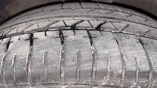 Used 2014 Hyundai Verna [2011-2015] Fluidic 1.4 VTVT Petrol Manual tyres LEFT FRONT TYRE TREAD VIEW