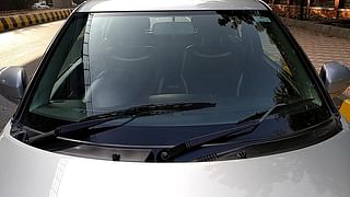 Used 2014 Maruti Suzuki Swift [2011-2017] VDi Diesel Manual exterior FRONT WINDSHIELD VIEW