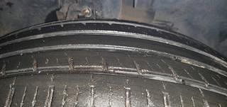 Used 2020 Tata Harrier XM Diesel Manual tyres RIGHT FRONT TYRE TREAD VIEW